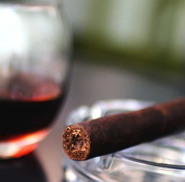 How Smoking and Alcohol Affect Fertility