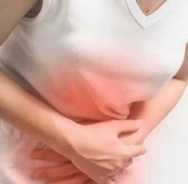 Periods Se Pehle Pet Me Dard Kyon Hota Hai? Samjhiye Asli Wajah